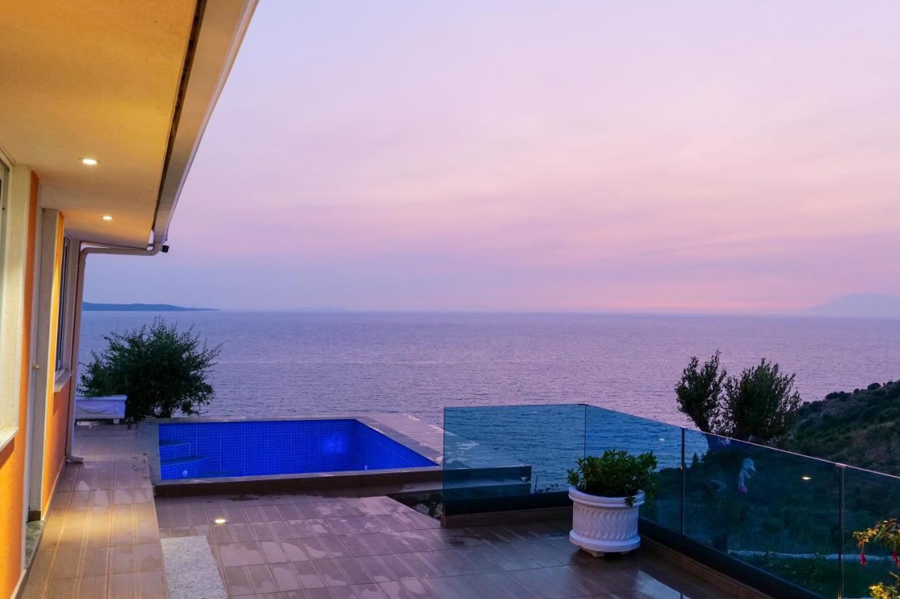 Twins Villa Sarande Bagian luar foto