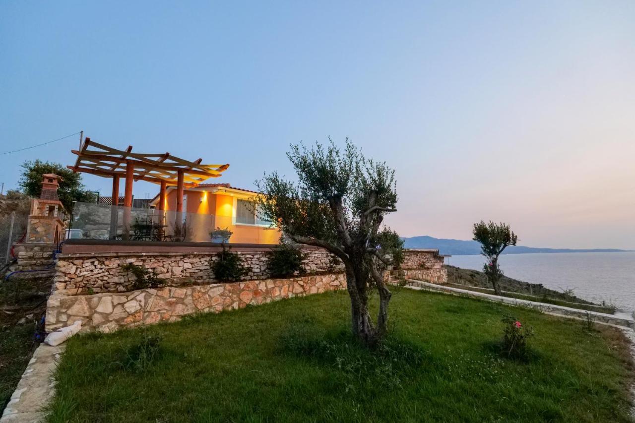 Twins Villa Sarande Bagian luar foto