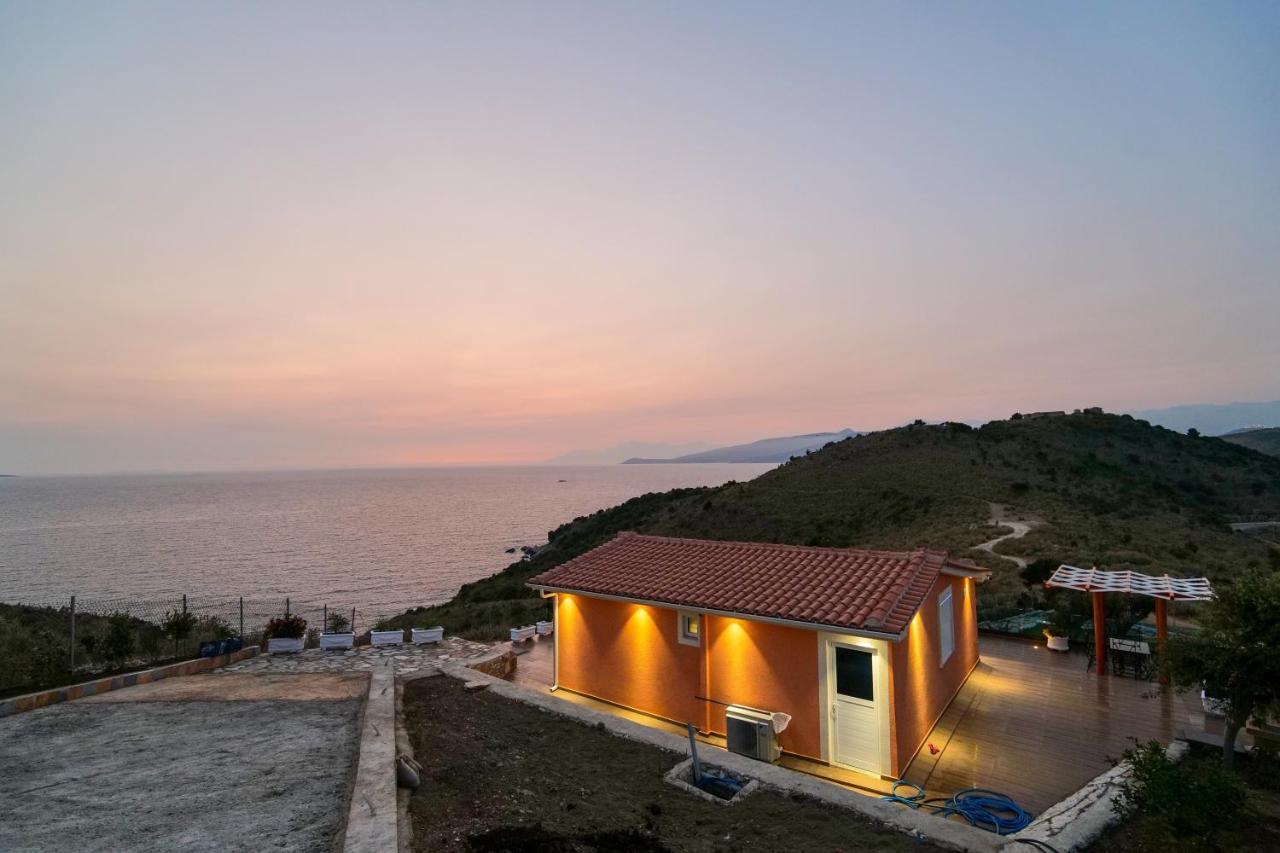 Twins Villa Sarande Bagian luar foto